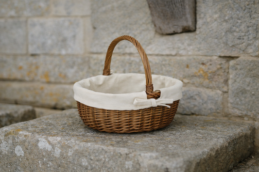 Oval Lined Willow Basket For Confetti